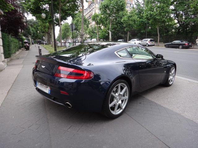 Aston Martin V8 VANTAGE Sportshift