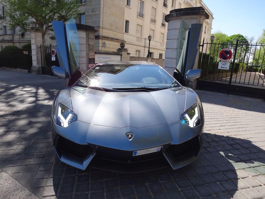 Lamborghini AVENTADOR LP700-4