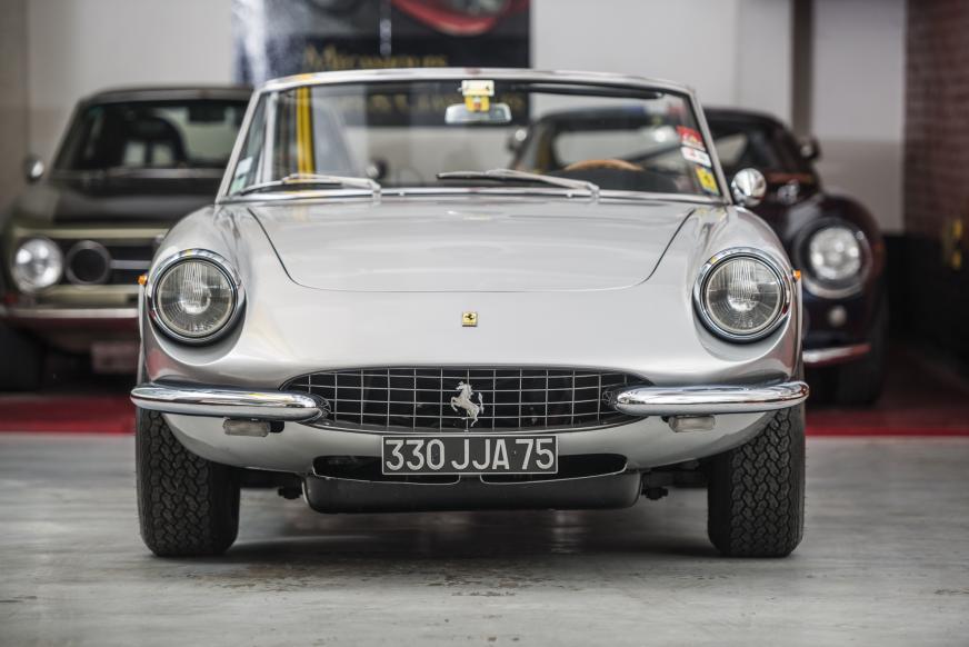 Ferrari 330 GTS 
