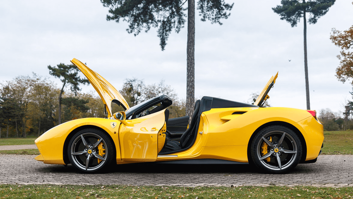 Ferrari 488 SPIDER