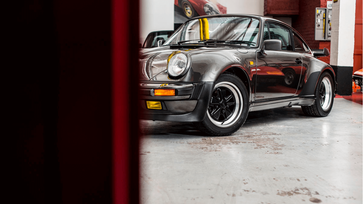Porsche 930 TURBO 3.3