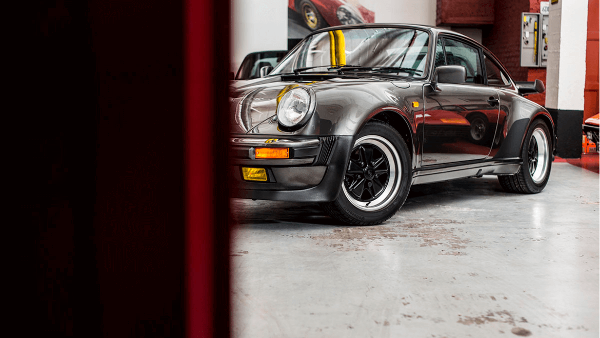 Porsche 930 TURBO 3.3 L