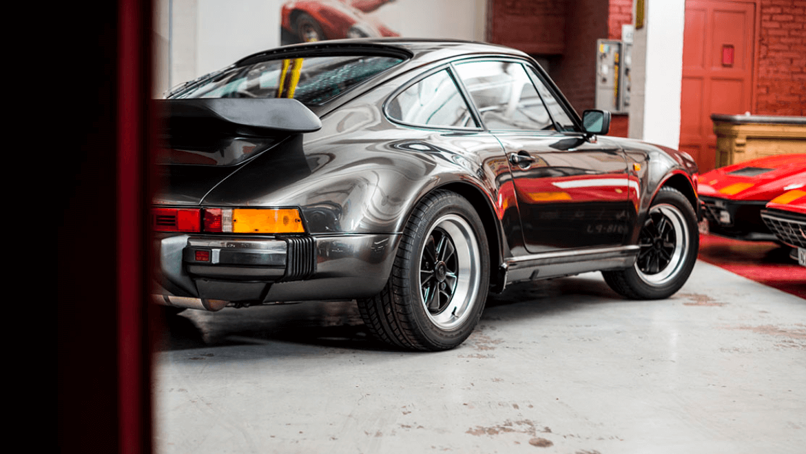 Porsche 930 TURBO 3.3