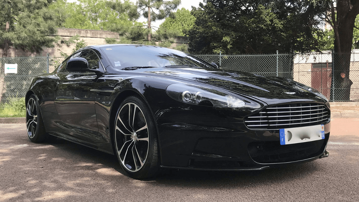 Aston Martin DBS