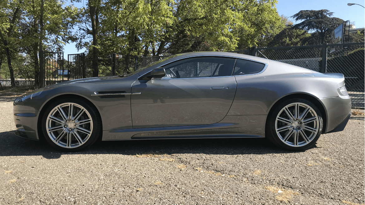 Aston Martin ASTON MARTIN  DBS COUPE