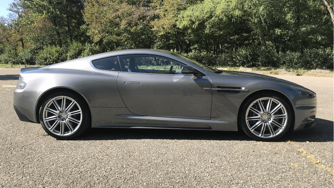 Aston Martin ASTON MARTIN  DBS COUPE