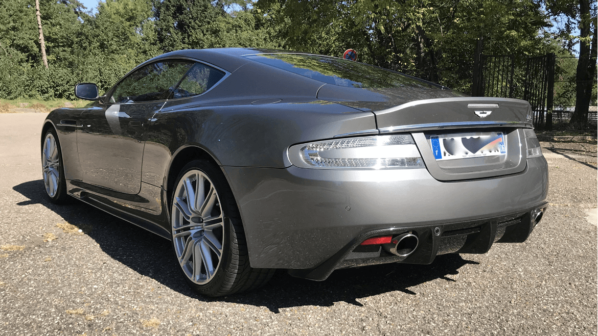 Aston Martin ASTON MARTIN  DBS COUPE