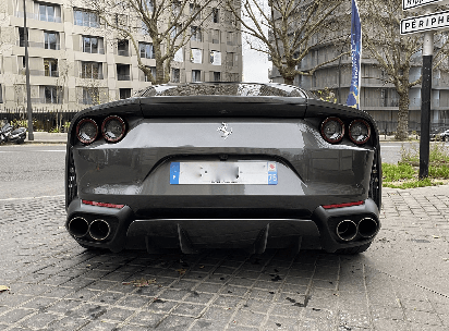 Ferrari 812 Superfast