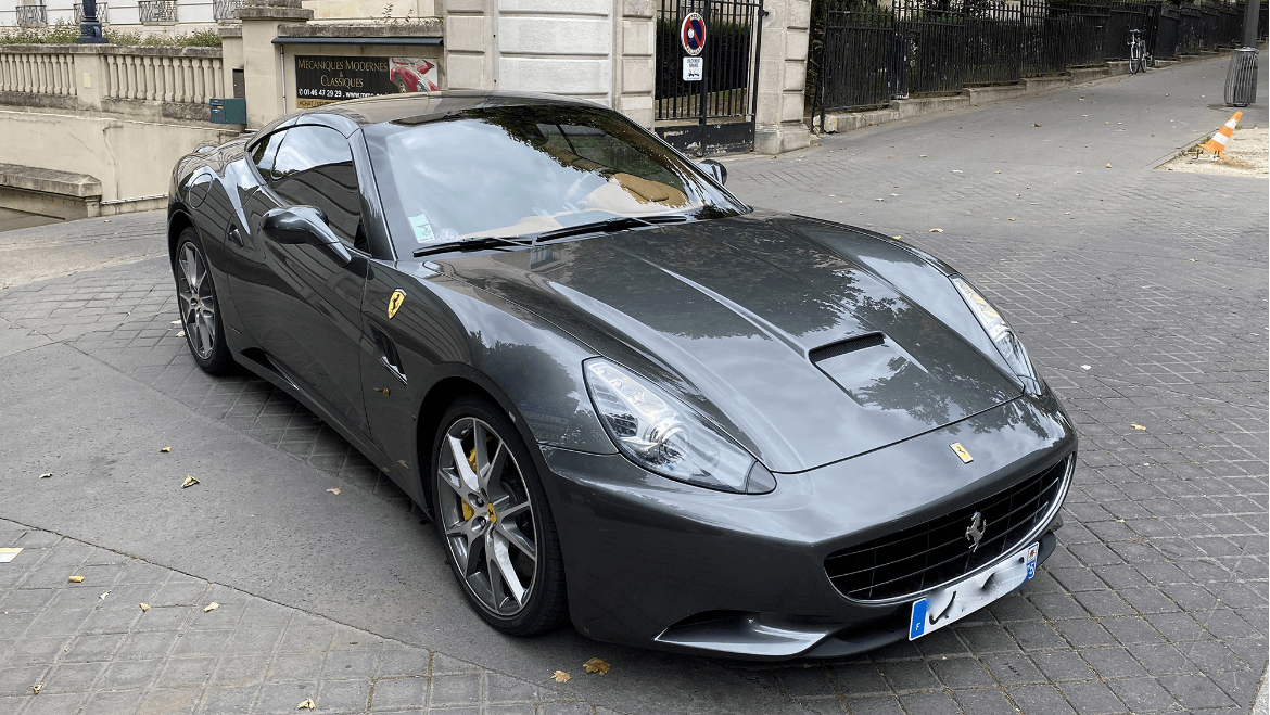 Ferrari FERRARI CALIFORNIA