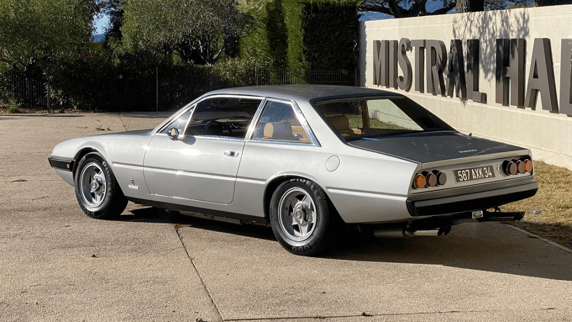 Ferrari 365 GT4 2+2