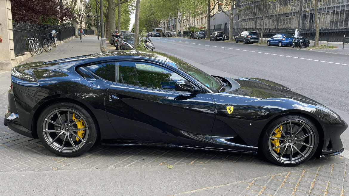 Ferrari FERRARI 812 SUPERFAST