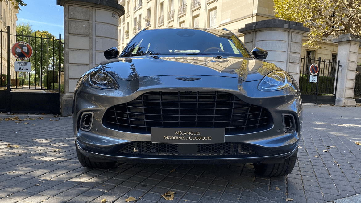 Aston Martin ASTON MARTIN DBX