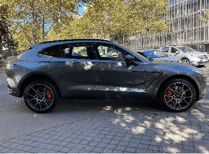 Aston Martin ASTON MARTIN DBX