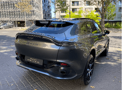 Aston Martin ASTON MARTIN DBX