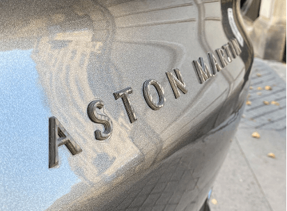 Aston Martin ASTON MARTIN DBX