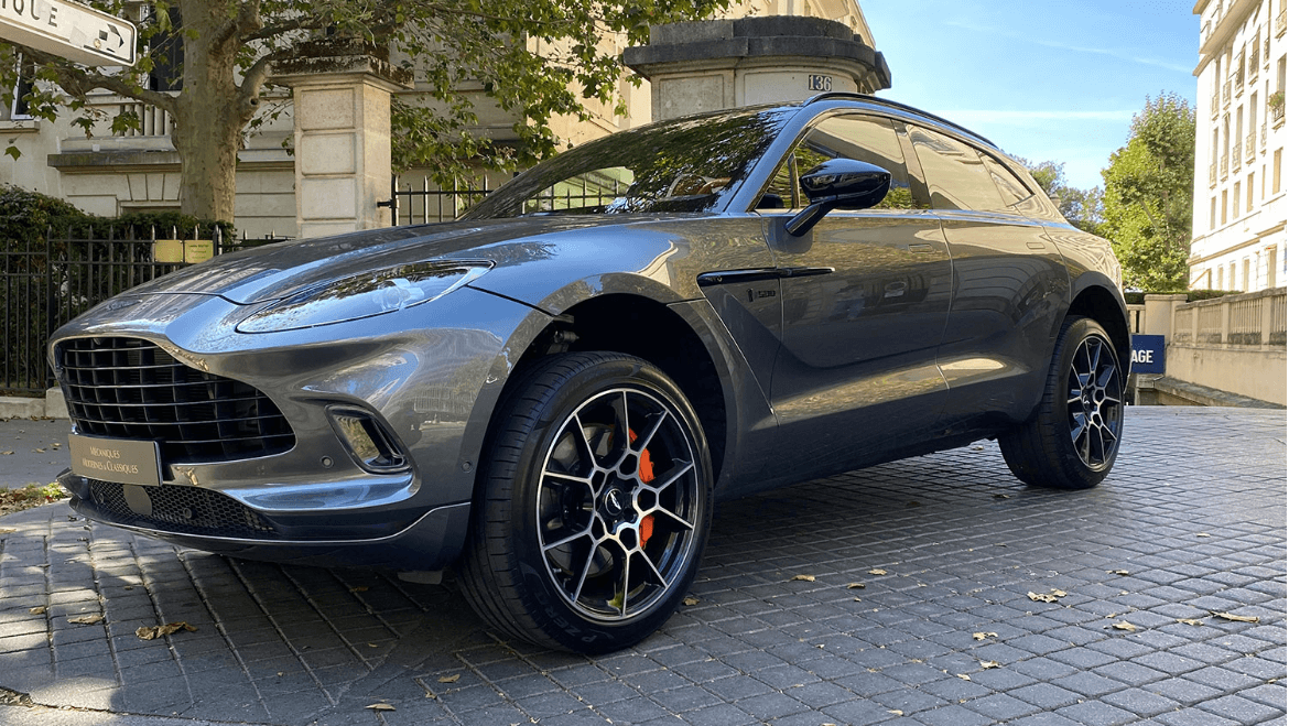 Aston Martin ASTON MARTIN DBX