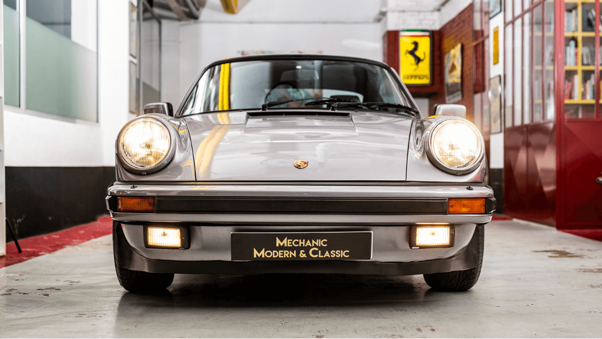 Porsche 911 Carrera