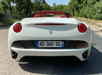 Ferrari FERRARI CALIFORNIA