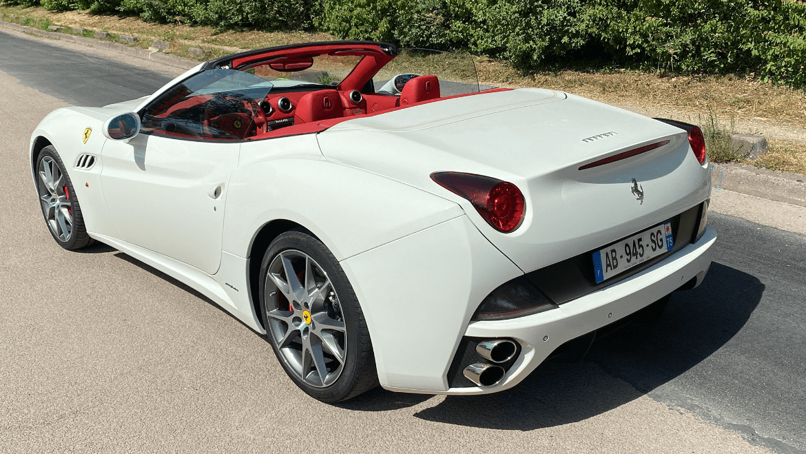 Ferrari FERRARI CALIFORNIA