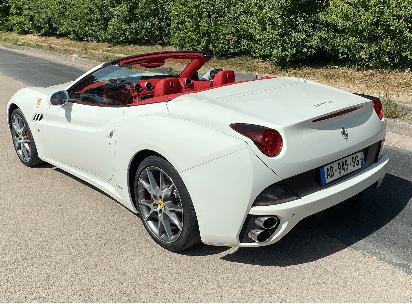 Ferrari FERRARI CALIFORNIA