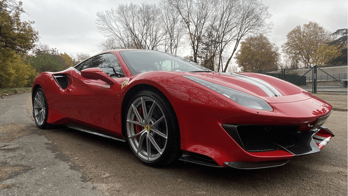 Ferrari 488 Pista