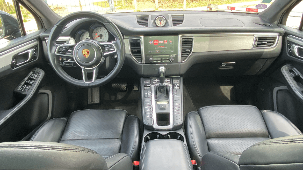 Porsche PORSCHE MACAN
