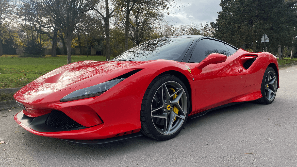 Ferrari F8 TRIBUTO