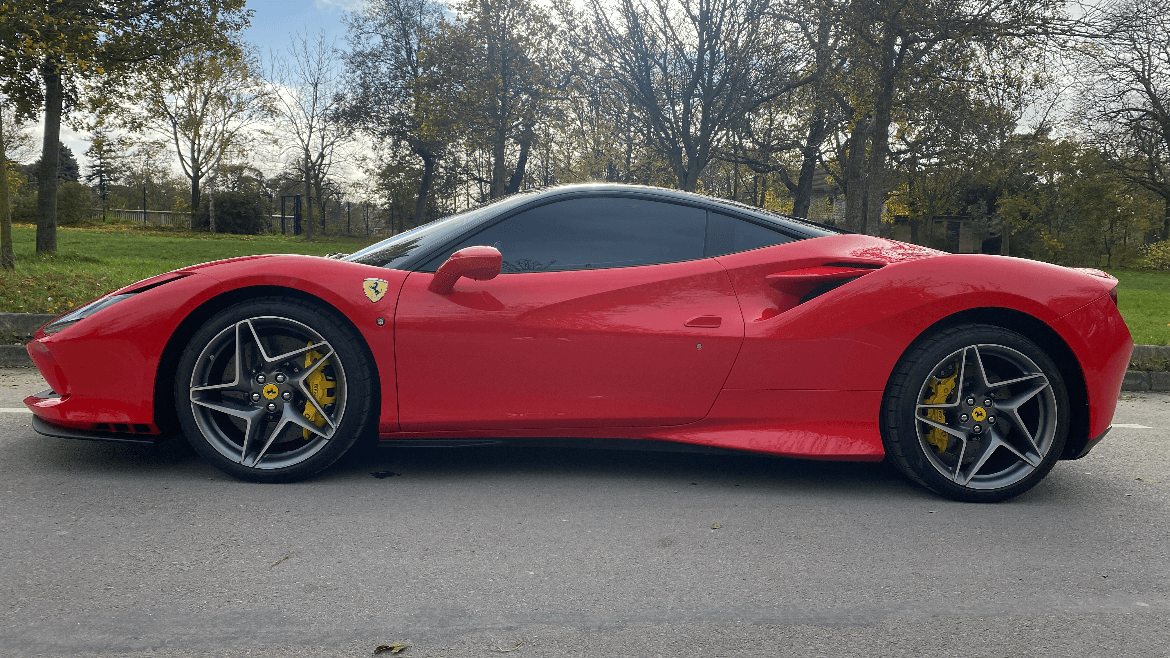 Ferrari FERRARI F8 TRIBUTO