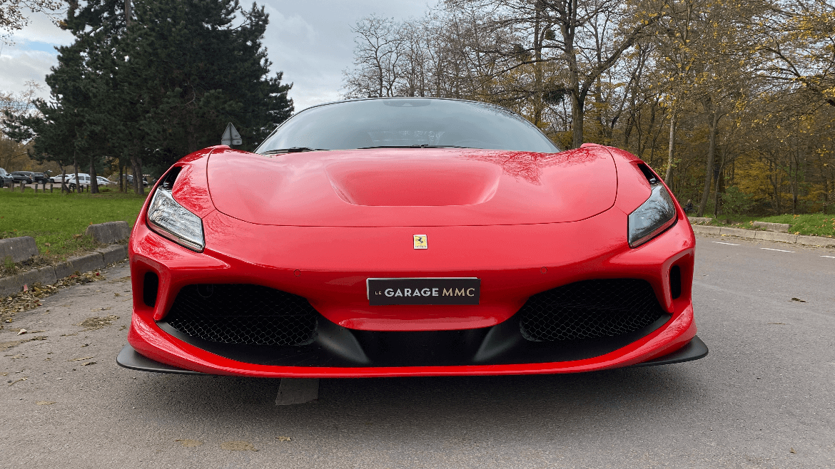 Ferrari FERRARI F8 TRIBUTO