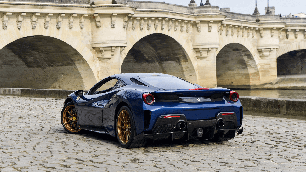 Ferrari 488 PISTA